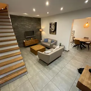 Holiday home Maison 3 Proximite Aeroport Et Grand Axes, Charleroi