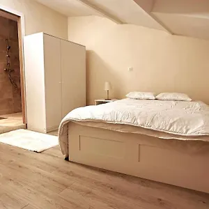 Apartment Entier Full Equipe, Charleroi
